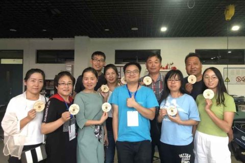 慶盛世華誕！雷宇在祖國(guó)各地開展激光創(chuàng)客師資培訓(xùn)，促創(chuàng)客教育文化繁榮！