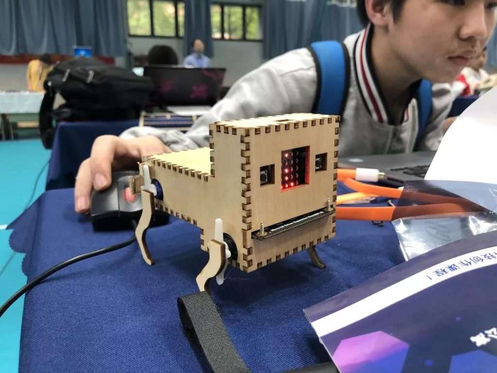 哇塞，太厲害吧！雷小宇膜拜ing~