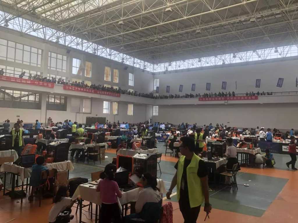 本次競(jìng)賽主要是鼓勵(lì)廣大中小學(xué)生結(jié)合學(xué)習(xí)與實(shí)踐活動(dòng)及生活實(shí)際，積極探索、勇于創(chuàng)新，運(yùn)用信息技術(shù)手段設(shè)計(jì)、創(chuàng)作電腦作品，培養(yǎng)“發(fā)現(xiàn)問(wèn)題、分析問(wèn)題和解決問(wèn)題”的能力。