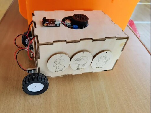 最美四月，雷宇攜手合作伙伴助力科創(chuàng)教育活動(dòng)