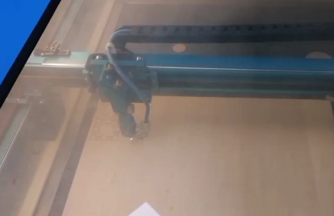 法排走產(chǎn)生的煙霧