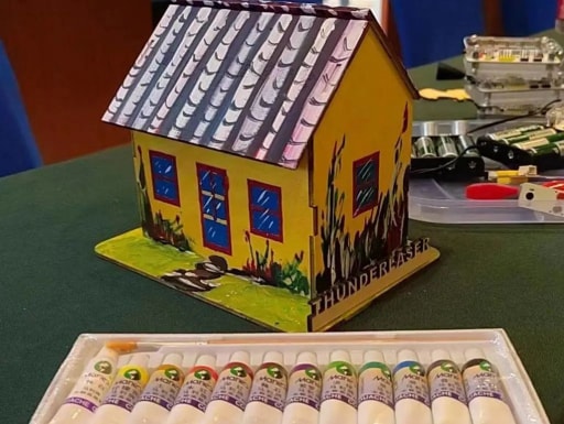 火熱持續(xù)，雷宇攜創(chuàng)趣天地、蘑菇云創(chuàng)客點(diǎn)燃雙城造物激情！